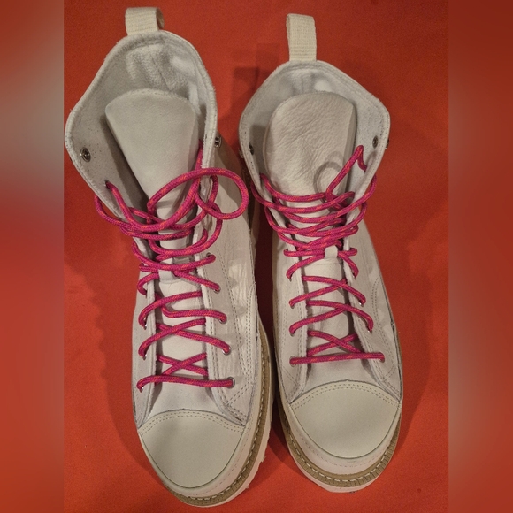 Converse Lace-Up Boots in White and Pink - Picture 1 of 9